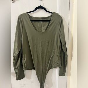 Nuuds Asymmetrical Green Long Sleeve Blouse